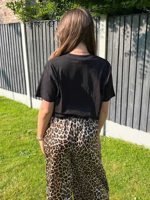 Leopard Bow Cherry Print T-Shirt -Black